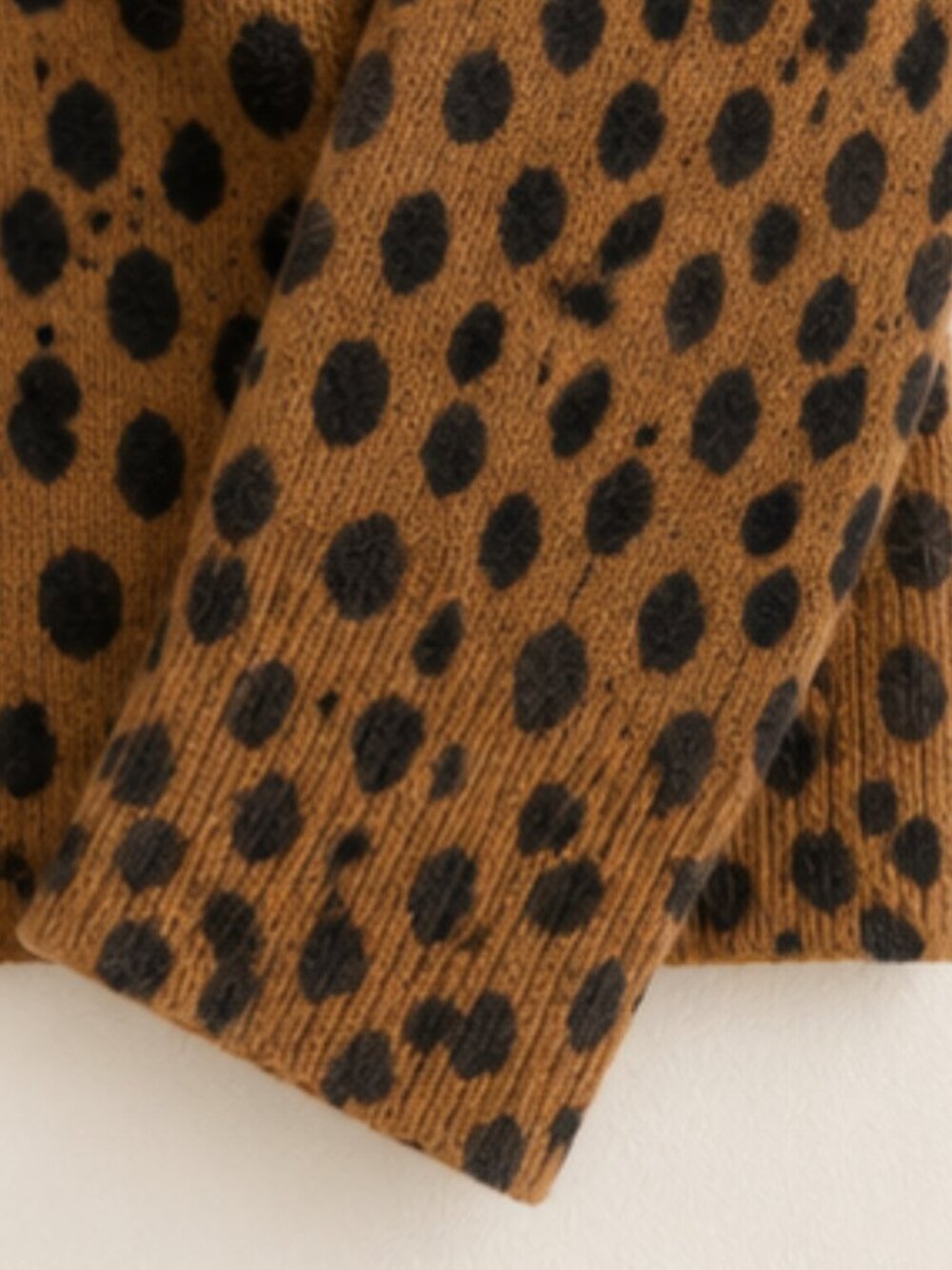 J.Crew 100% Cashmere Leopard Print Sweater XS Camel Black Lightweight Luxury - Picture 6 of 9
